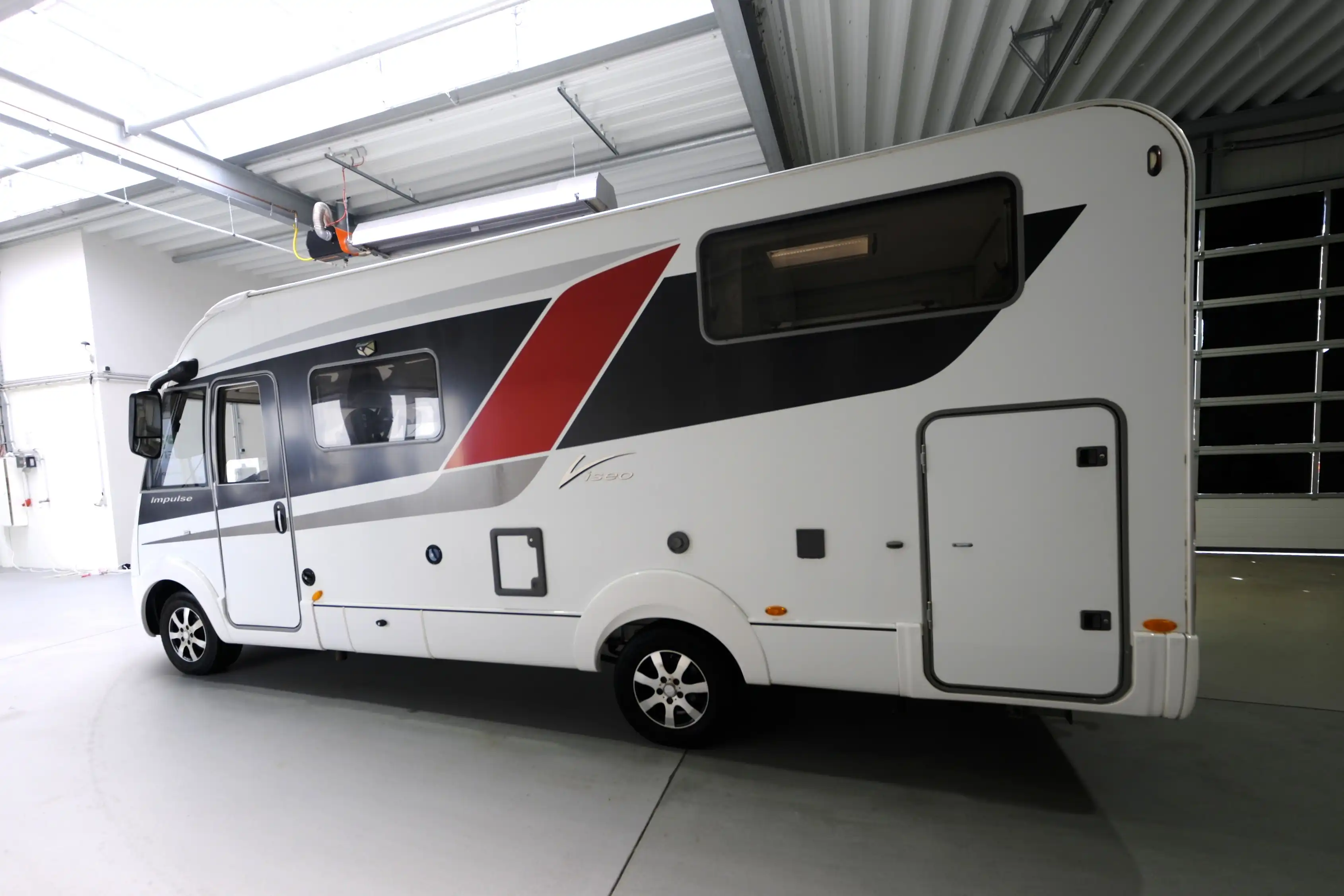 BUERSTNER Viseo I 690 Impulse